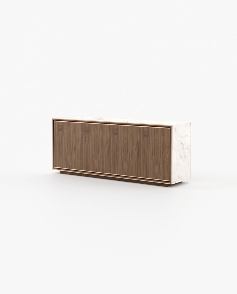 KICK SIDEBOARD